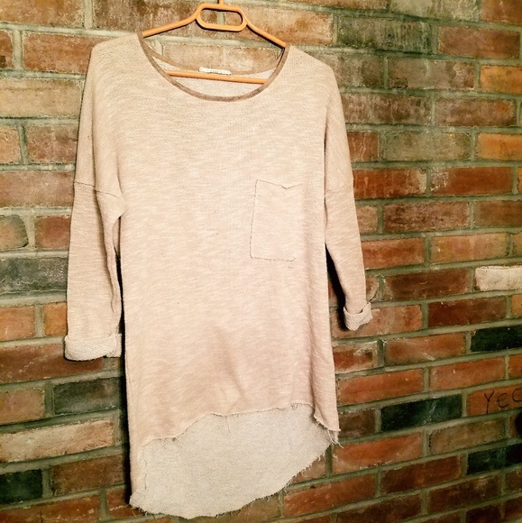 Very J Gold Beige Asymetrical Knit w/ Exposed Back - Picture 2 of 8